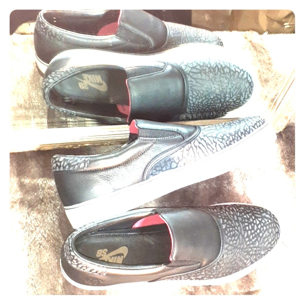 Men's nikes